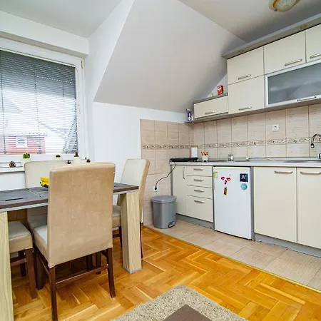 1402 Apartman Zlatibor
